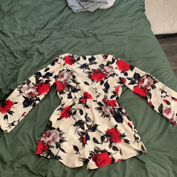 Floral Romper from Ying @ Cai - Picture 2 of 2